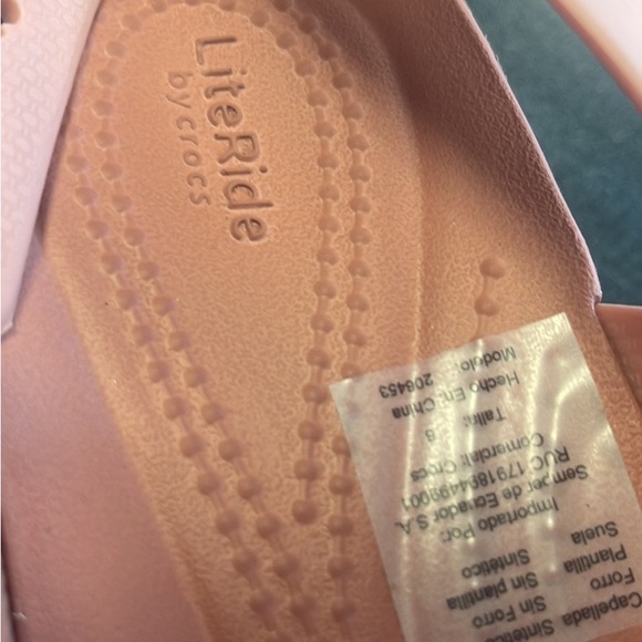 Crocs platform - Picture 3 of 5